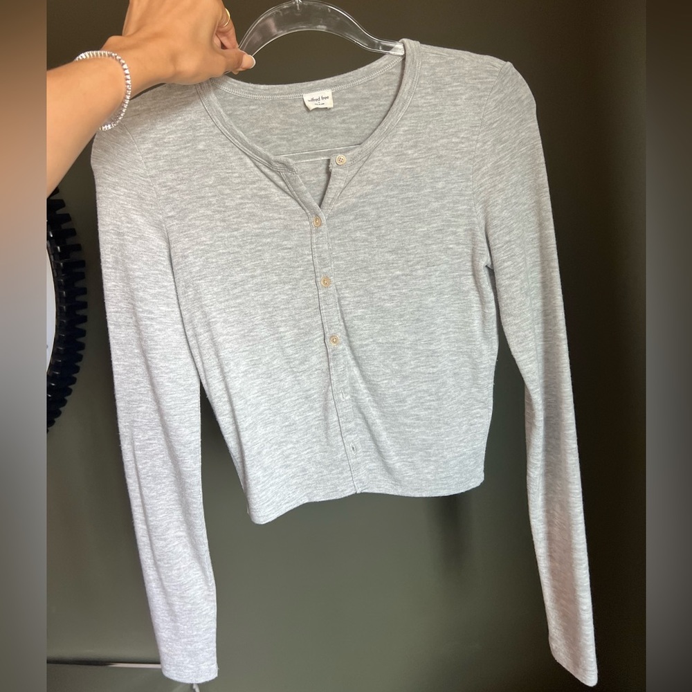 Wilfred Free Aritzia grey cardigan size S